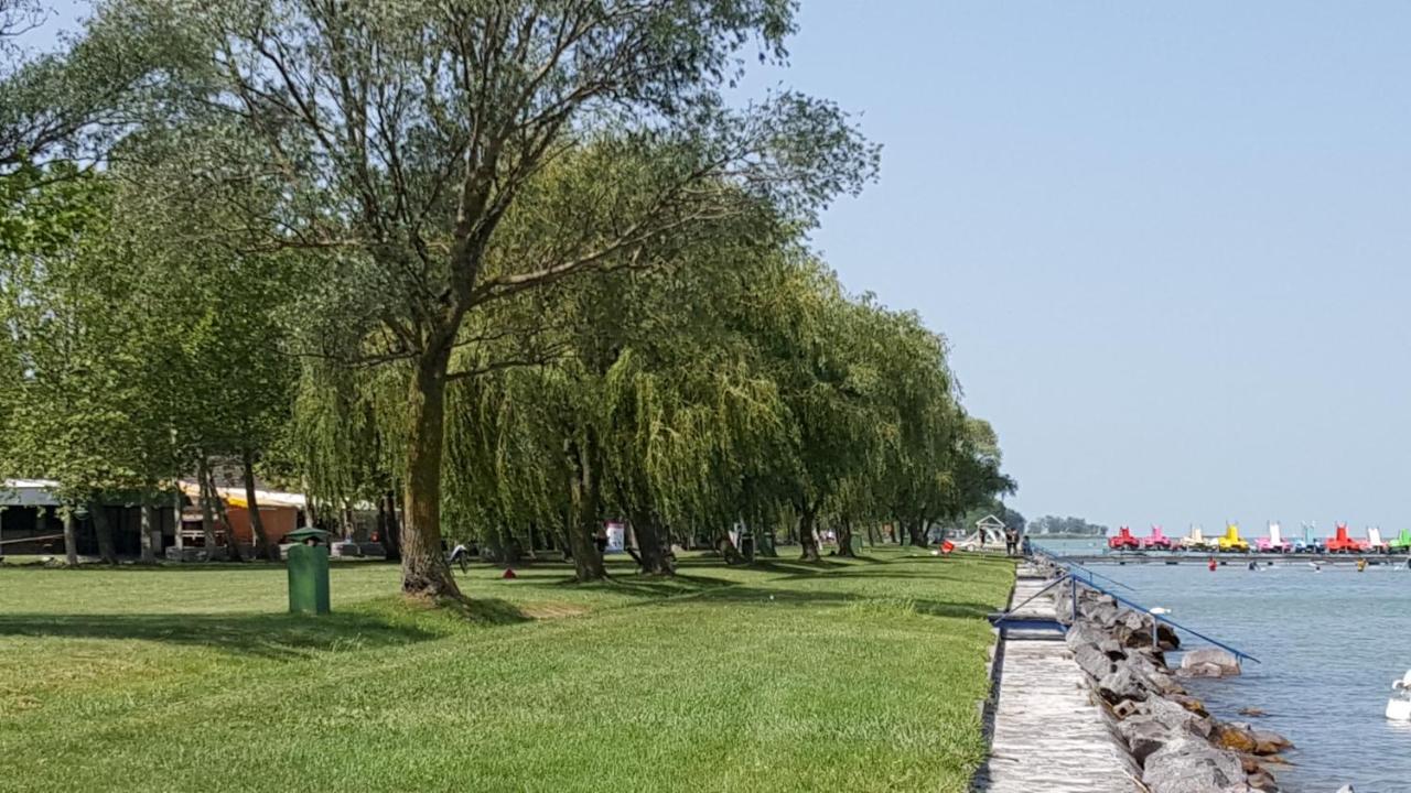 Lelle Resort B21 Balatonlelle Εξωτερικό φωτογραφία